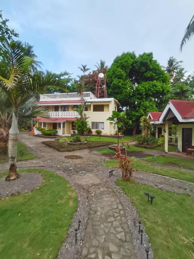 Puesta Del Sol Beach Bungalows And Restobar Mambajao Dış mekan fotoğraf