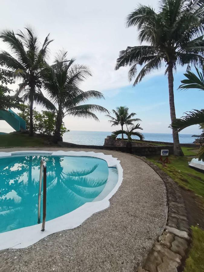 Puesta Del Sol Beach Bungalows And Restobar Mambajao Dış mekan fotoğraf